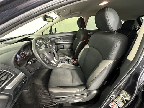 Used 2017 Subaru Crosstrek 2.0i Premium AWD/4WD image 18