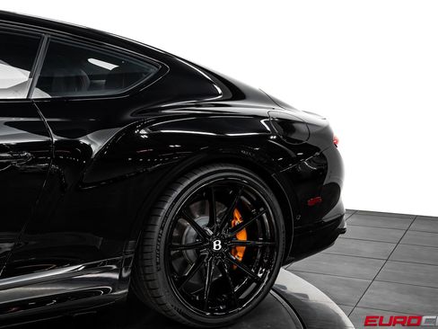 Used 2025 Bentley Continental GT AWD/4WD image 14