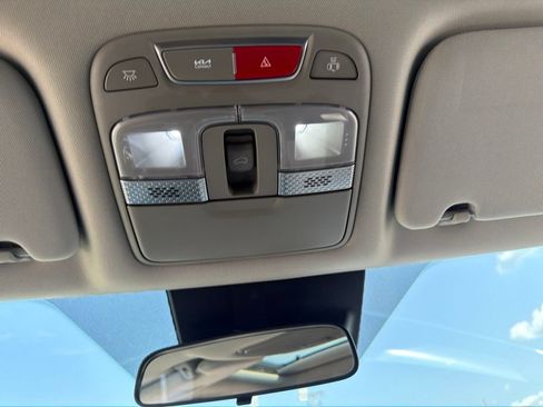 Used 2024 Kia Telluride S w/ S Sunroof Package AWD/4WD image 29