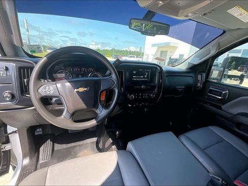 Used 2019 Chevrolet Silverado 2500 W/T w/ WT Convenience Package AWD/4WD image 13