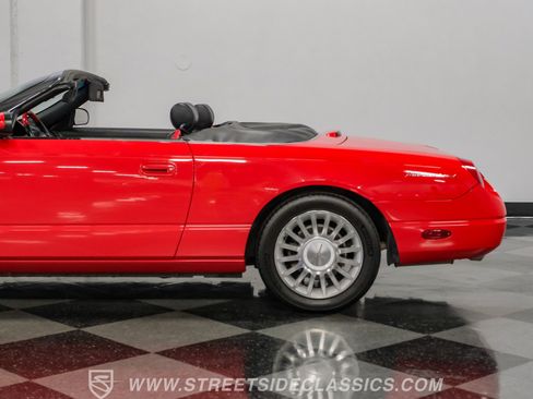 Used 2004 Ford Thunderbird RWD image 28