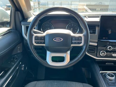 Used 2024 Ford Expedition Max XLT AWD/4WD image 12