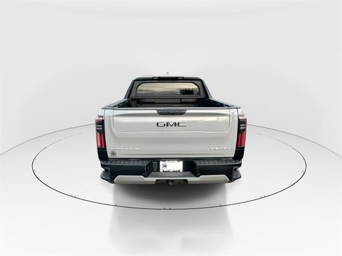 Used 2025 GMC Sierra EV Denali image 7