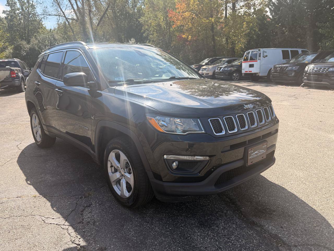 Used 2020 Jeep Compass Latitude w/ Cold Weather Group AWD/4WD image 10