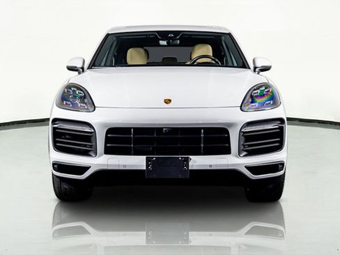 Used 2022 Porsche Cayenne S image 31