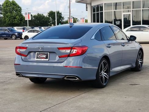 Used 2021 Honda Accord Touring image 5