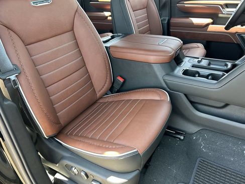 New 2026 GMC Sierra 2500 Denali Ultimate AWD/4WD image 28