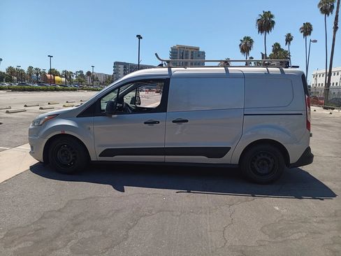 Used 2019 Ford Transit Connect XLT FWD image 5