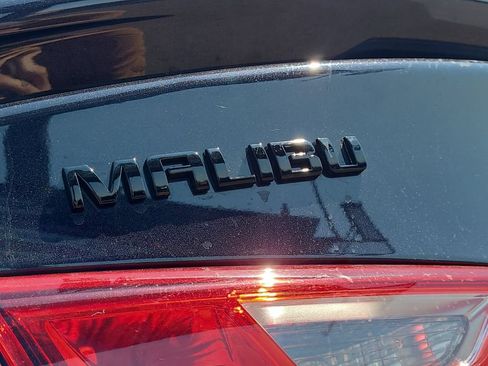 Used 2023 Chevrolet Malibu RS w/ LPO, Floor Liner Package FWD image 17
