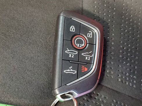 Used 2023 Chevrolet Corvette Stingray Premium Conv w/ Z51 Performance Package image 34