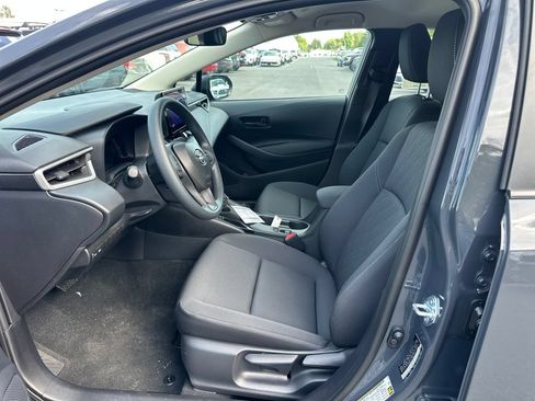 Used 2026 Toyota Corolla LE w/ LE Premium Package FWD image 10