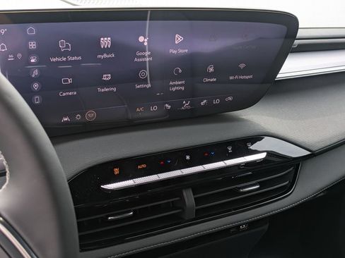 New 2026 Buick Enclave Sport Touring w/ Power Package FWD image 25