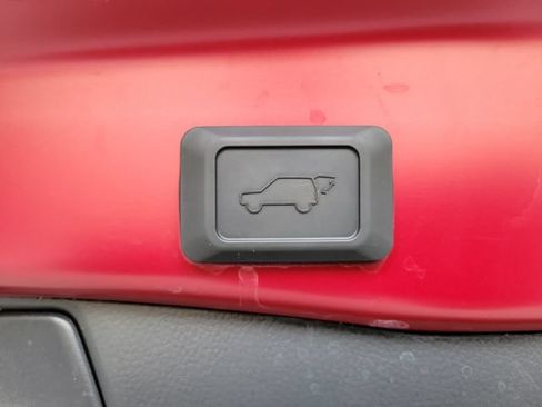 Used 2025 Toyota RAV4 XLE Premium FWD image 12