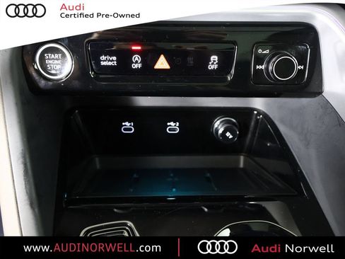 Certified 2025 Audi Q5 Premium w/ Convenience Package AWD/4WD image 6