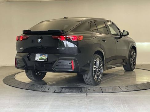 Used 2026 BMW X2 xDrive28i w/ Technology Package AWD/4WD image 6