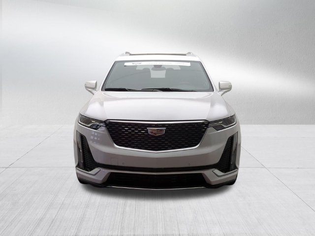 Used 2024 Cadillac XT6 Premium Luxury w/ LPO, Floor Liner Package AWD/4WD image 2