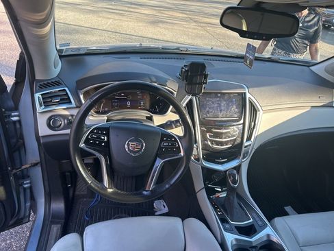 Used 2014 Cadillac SRX Luxury w/ Driver Awareness Package image 8