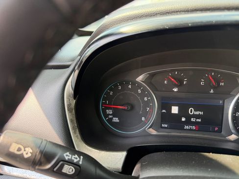 Used 2023 Chevrolet Traverse RS AWD/4WD image 16