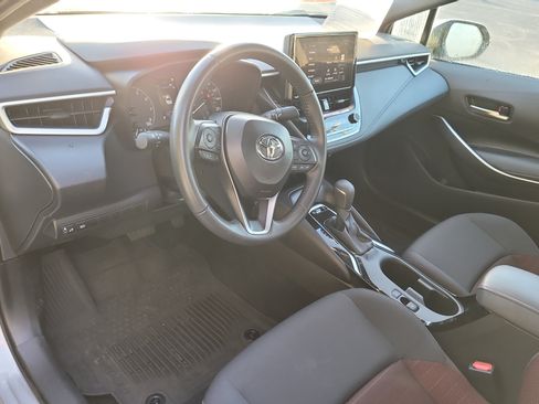 Certified 2025 Toyota Corolla SE FWD image 18