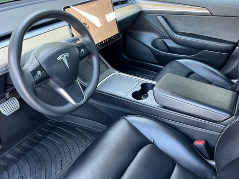 Used 2022 Tesla Model 3 Long Range AWD/4WD image 11
