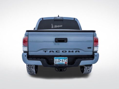 Used 2021 Toyota Tacoma TRD Sport w/ Technology Package RWD image 4