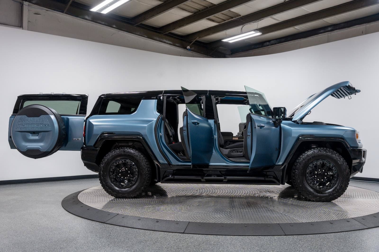 New 2024 GMC Hummer EV 3X w/ Omega Edition AWD/4WD image 10