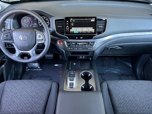 New 2025 Honda Ridgeline Sport image 11