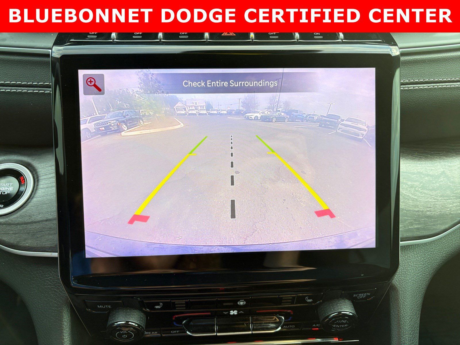 Used 2024 Jeep Grand Cherokee Limited RWD image 16