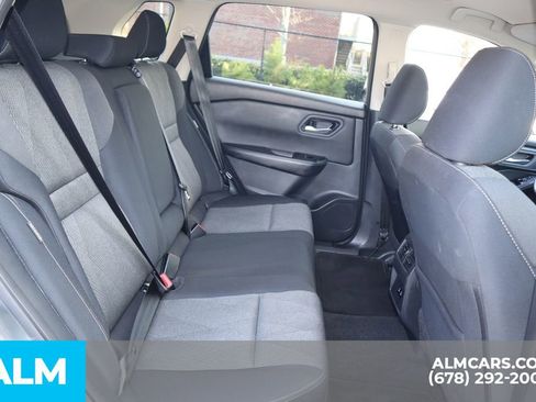 Used 2024 Nissan Rogue SV FWD image 23