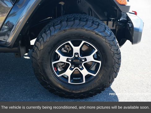 Used 2023 Jeep Wrangler Rubicon w/ Cold Weather Group image 8