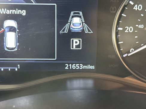 Used 2021 Nissan Kicks SR w/ Interior Electronics Package image 23