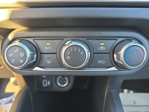 New 2025 Nissan Versa S w/ Trunk Package image 20