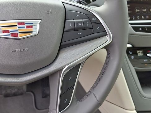 Used 2026 Cadillac XT5 Premium Luxury w/ Driver Assist Package image 22