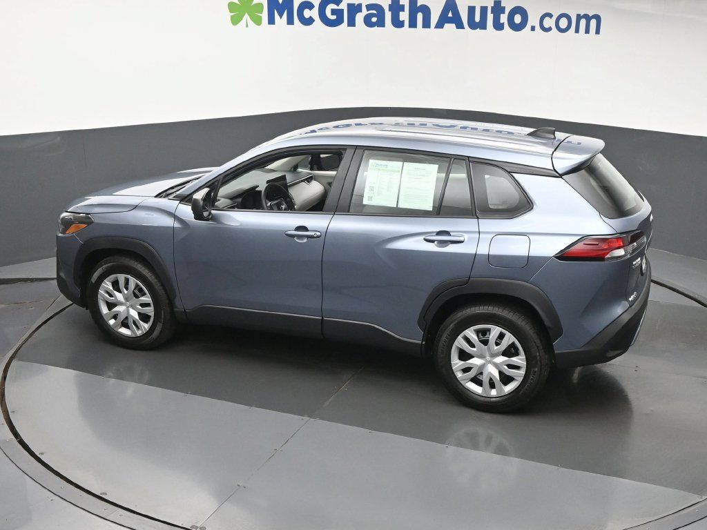 Used 2026 Toyota Corolla Cross L AWD/4WD image 23