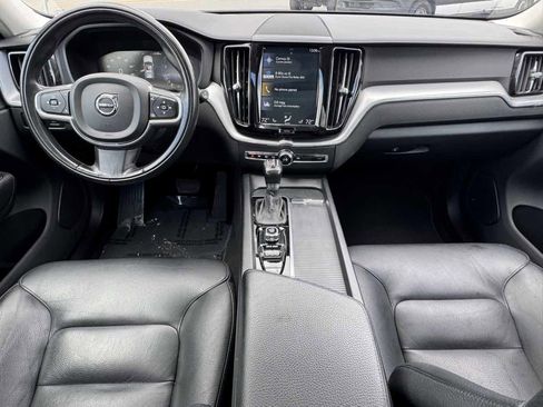 Used 2018 Volvo XC60 T6 Momentum w/ Convenience Package AWD/4WD image 21