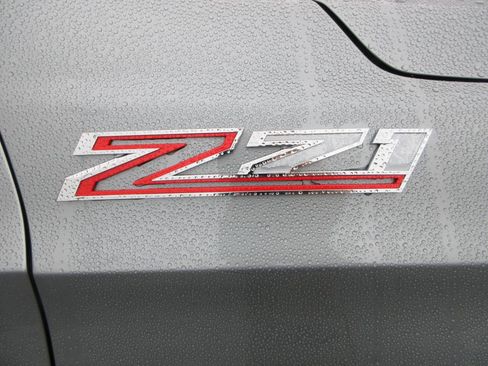 New 2026 Chevrolet Suburban Z71 w/ Comfort Package image 11