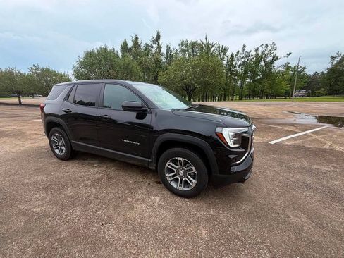 Used 2025 GMC Terrain Elevation AWD/4WD image 4