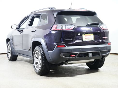 Used 2021 Jeep Cherokee Trailhawk w/ Technology Group AWD/4WD image 5
