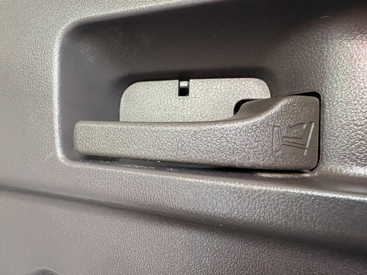 Used 2012 Honda CR-V EX-L image 34