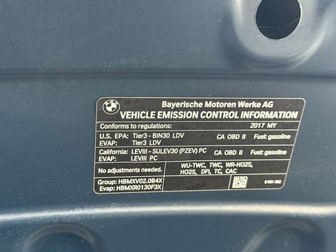 Used 2017 BMW 330i Sedan RWD image 21