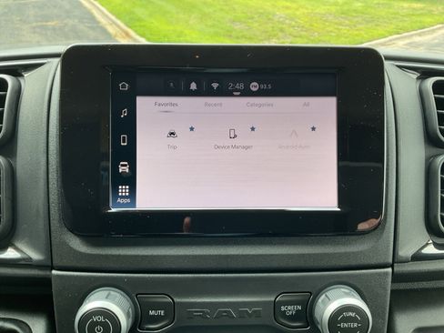 Used 2025 RAM ProMaster 2500 w/ Convenience Group image 9