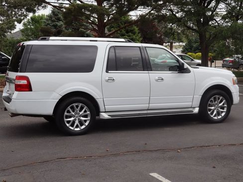 Used 2017 Ford Expedition EL Limited AWD/4WD image 4