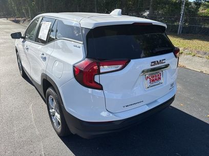 Used 2024 GMC Terrain SLE