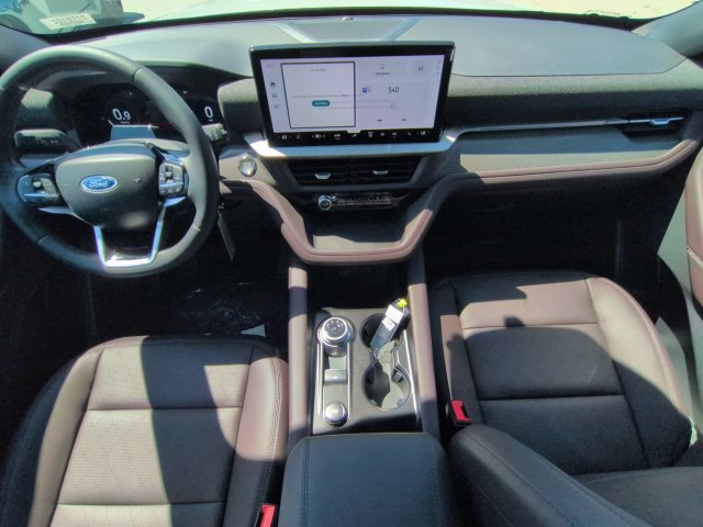 New 2027 Ford Explorer Platinum RWD image 15
