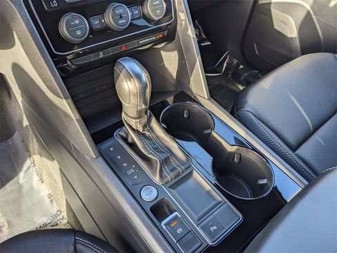 Certified 2023 Volkswagen Atlas Cross Sport SE image 26