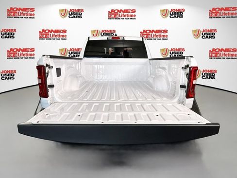 Used 2025 RAM 1500 Big Horn AWD/4WD image 16