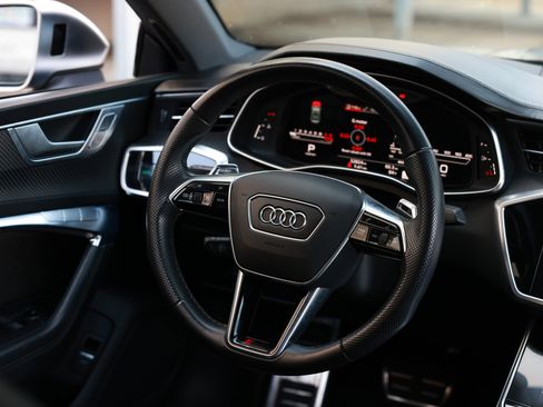 Used 2021 Audi RS 7 Sportback w/ RS 7 Executive Package AWD/4WD image 34