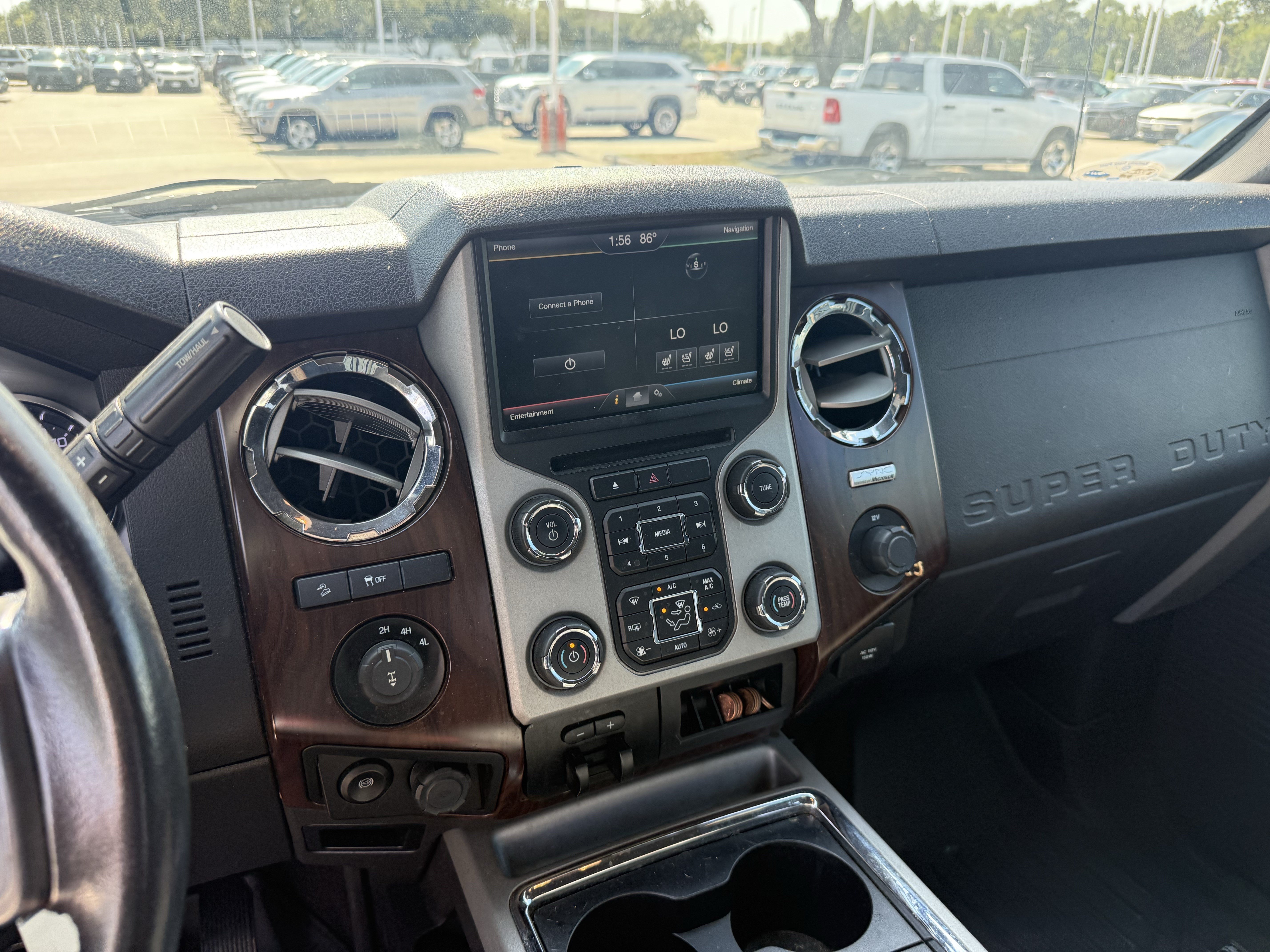 Used 2015 Ford F250 Lariat w/ Lariat Interior Package AWD/4WD image 19