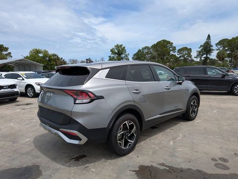 Certified 2024 Kia Sportage LX AWD/4WD image 8