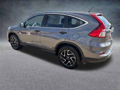 Used 2016 Honda CR-V SE image 4